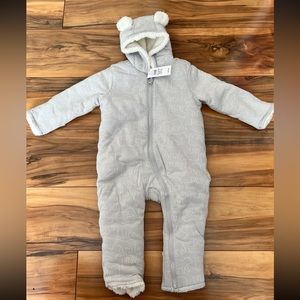Brand new baby gap gender neutral grey winter snow outfit! 3-6 months.